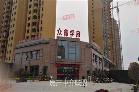 瑞城龙湾3室2厅2卫82万90.82m2精装出售